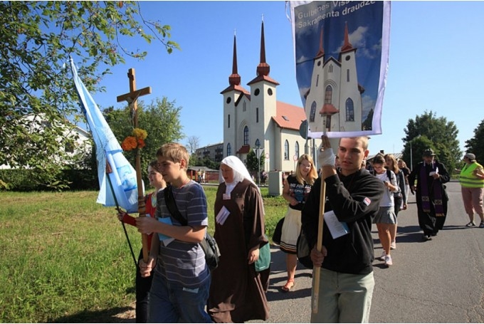 Aluksniesiem.lv raksta attēla aizvietotājs