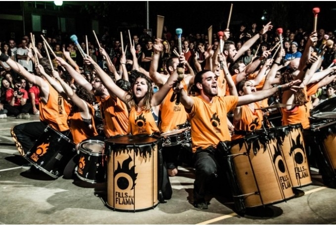 Autors: no interneta