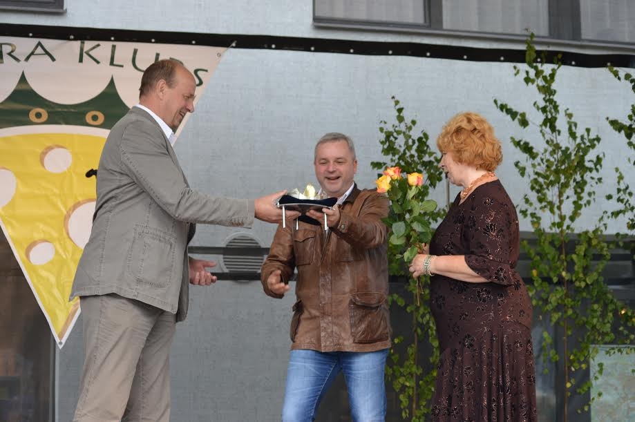 Siera nama rīkotajā 14.Latvijas novadu Siera dienā Siera karaļa kroni saņem AS 