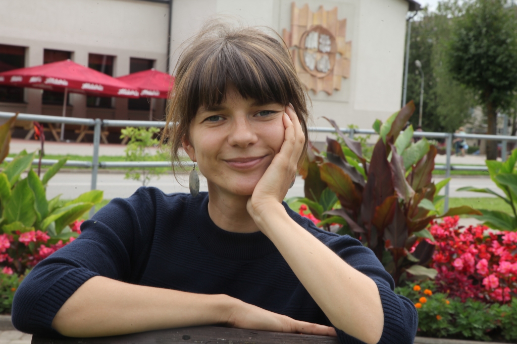 Izvēles brīvība darīt to, ko patiesi gribas no visas sirds. Tā Linda saka par ceļošanu. Vienā brīdī viņa sapratusi, ka dara tikai to, ko citi no viņas grib un gaida. Viņa jautājusi sev, ko vēlas viņa pati, un paklausījusi iekšējai balsij. 	
Autors: Gatis Bogdanovs 