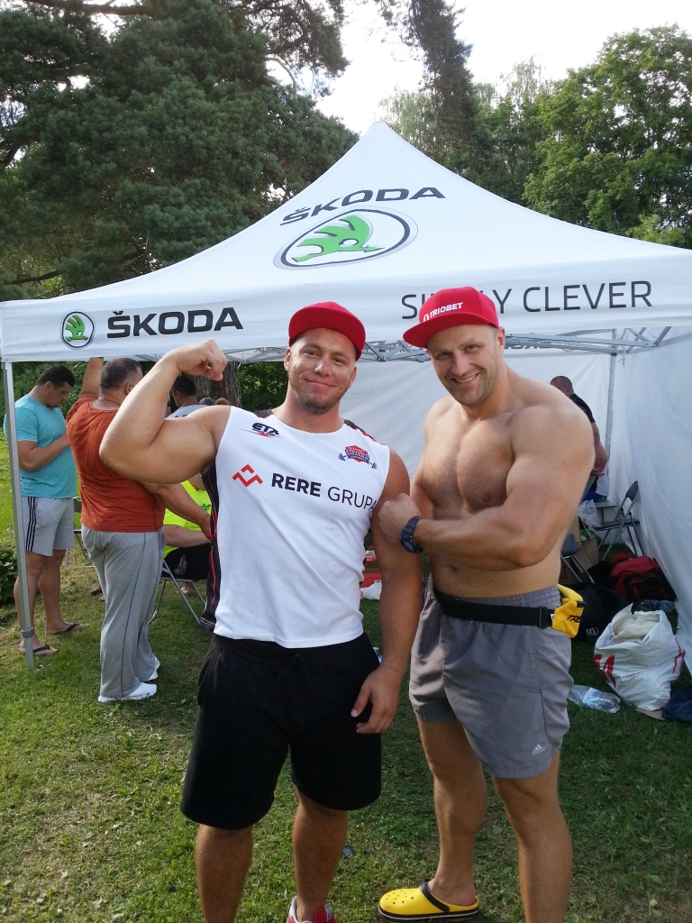 “Puisim ir perspektīva,” par Sandi Ķiploku saka viņa treneris, arī spēkavīrs, gulbenietis Andris Leišavnieks. 	
Autors: no personiskā arhīva