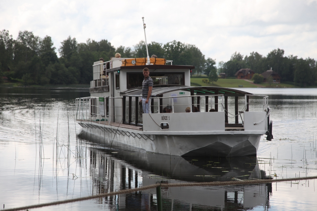 Autors: no Dzirksteles arhīva