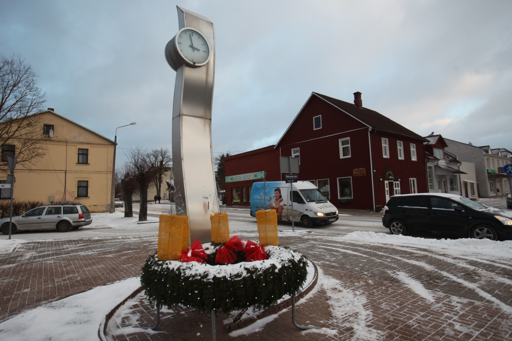 Šogad pilsētas adventes vainags atrodas pie pulksteņa. 
Autors: Gatis Bogdanovs