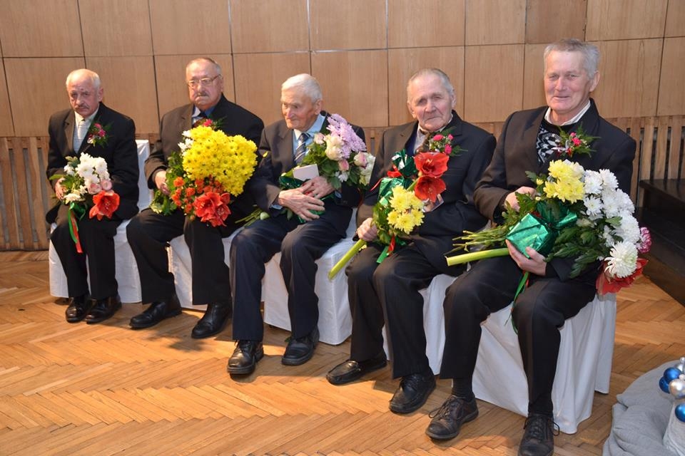 Lizuma pagasta dižjubilāri (no kreisās) Gunārs Biksāns, Dainis Cimdiņš, Ilmārs Grasis, Arnolds Sausais un Jānis Aigars. 
Autors: Eva Āboliņa (facebook.com)