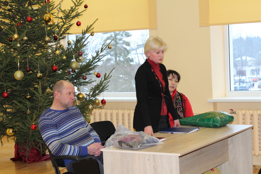 “Rita” ir uzņēmums ar prasībām, prestižu un lielu elastību, jo spēj pastāvēt, attīstīties un strādāt rentabli brīdī, kad ekonomiskā situācija ne austrumu, ne rietumu tirgū nav tā labvēlīgākā. Par to Gulbenē pastāstīja uzņēmuma valdes locekle un ražošanas vadītaja Ludmila Siņavina un viņas kolēģi. 
Autors: Jana Igaviņa