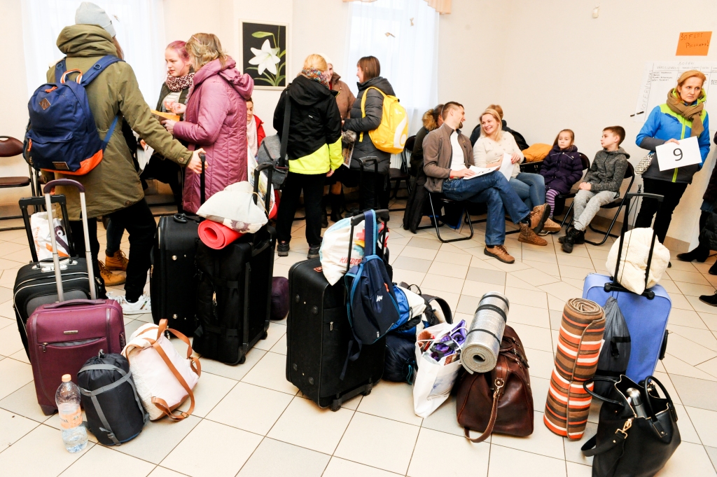 Tezē kopienas organizētais jauniešu pasākums pērnā gada nogalē Rīgā mūsu sabiedrībai bija liels izaicinājums pārbaudīt savu attieksmi pret ciemiņiem un viesmīlību.		
Autors: Raitis Puriņš