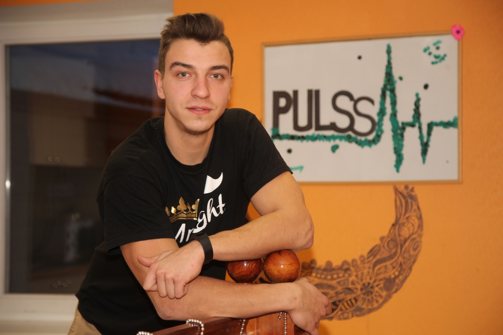 “Man nav viena labākā drauga, man ir daudz labu draugu,” par sevi darbā un privātajā dzīvē saka Lejasciema jauniešu centra “Pulss” vadītājs Ralfs Siliņš. 
Autors: Gatis  Bogdanovs