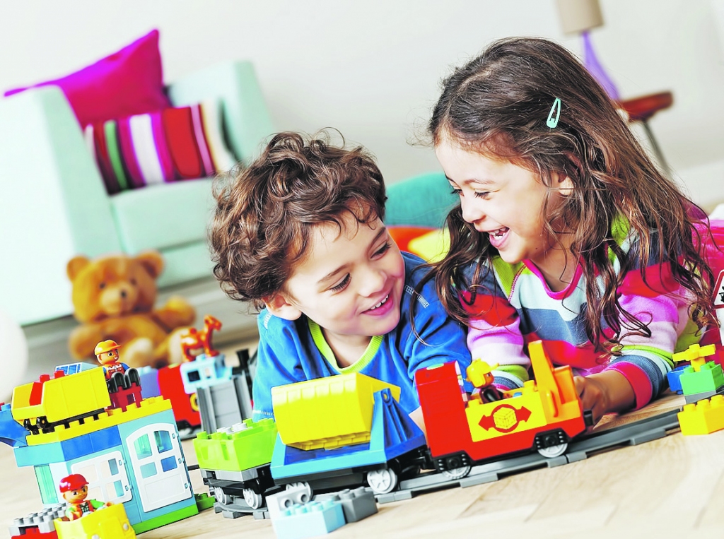 Cik bērnam gadu, tik vārdu teikumā jāprot salikt.
Autors: NO MAMMAMUNTETIEM.LV