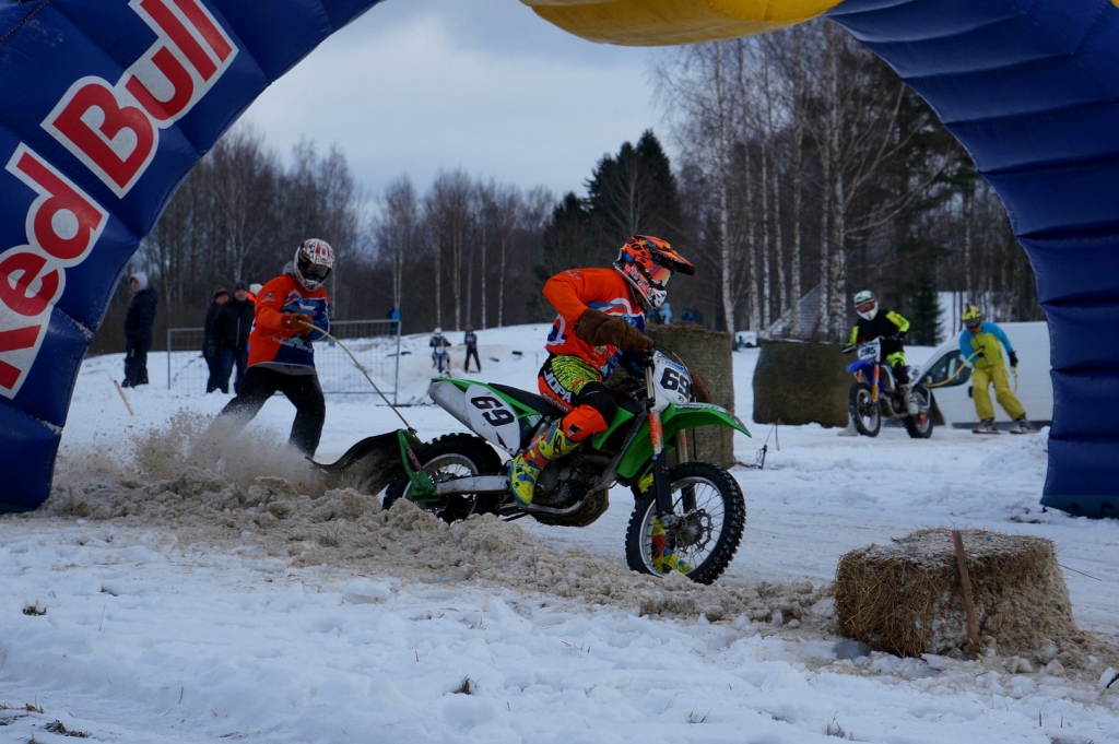 Skijoringa lielajā meistaru klasē (LMK) otrā un pirmā vieta finālbraucienos posma summā uzvaru nodrošināja Didža Gorbenko un Oskara Dzirkaļa duetam. 	
Autors: Ralfs Rubenis