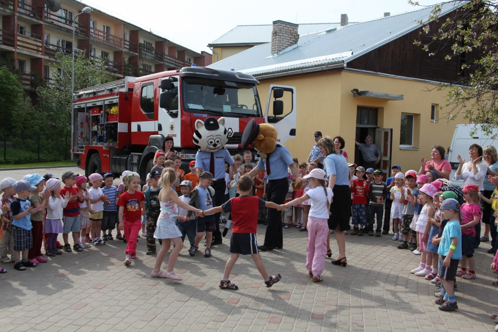 Autors: no Dzirksteles arhīva