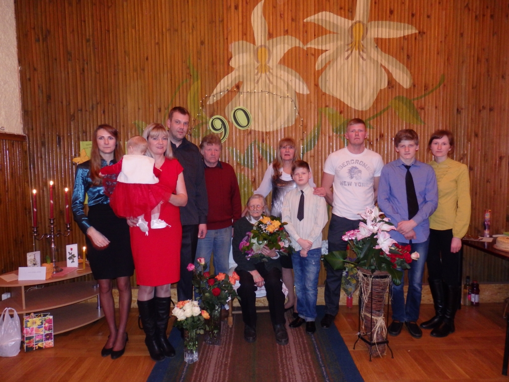 Tirzmaliete Malda Zvirbule 2.februārī kopā ar ģimeni un draugiem svinēja savu deviņdesmito dzimšanas dienu. 
Autors: no personiskā arhīva