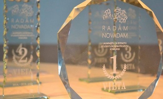 Autors: Publicitātes