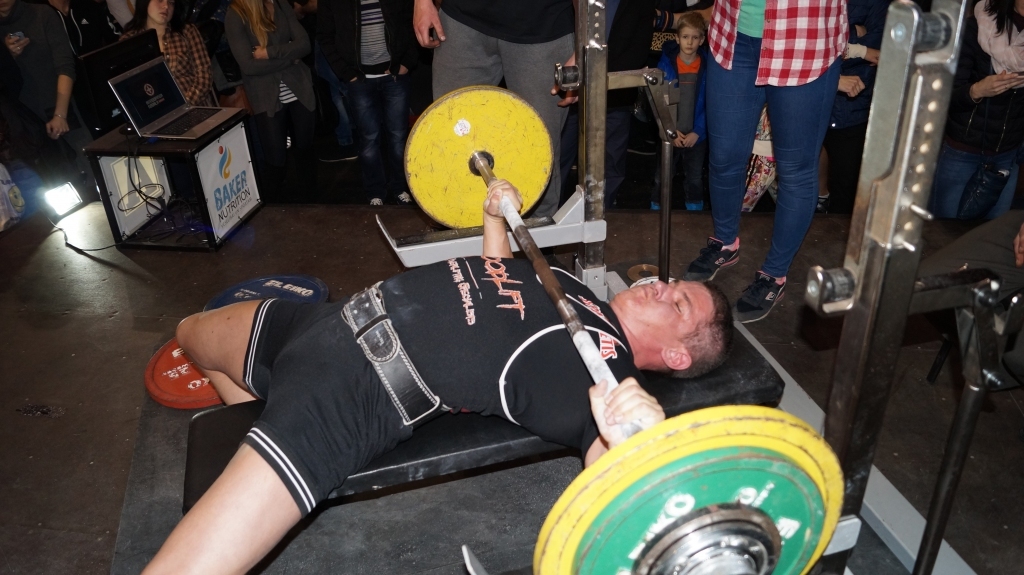 Svara kategorijā līdz 83 kg 2.vietu ieguva Uģis Smirnovs, uzspiežot 83 kg 33 reizes. 
Autors: no personiskā arhīva