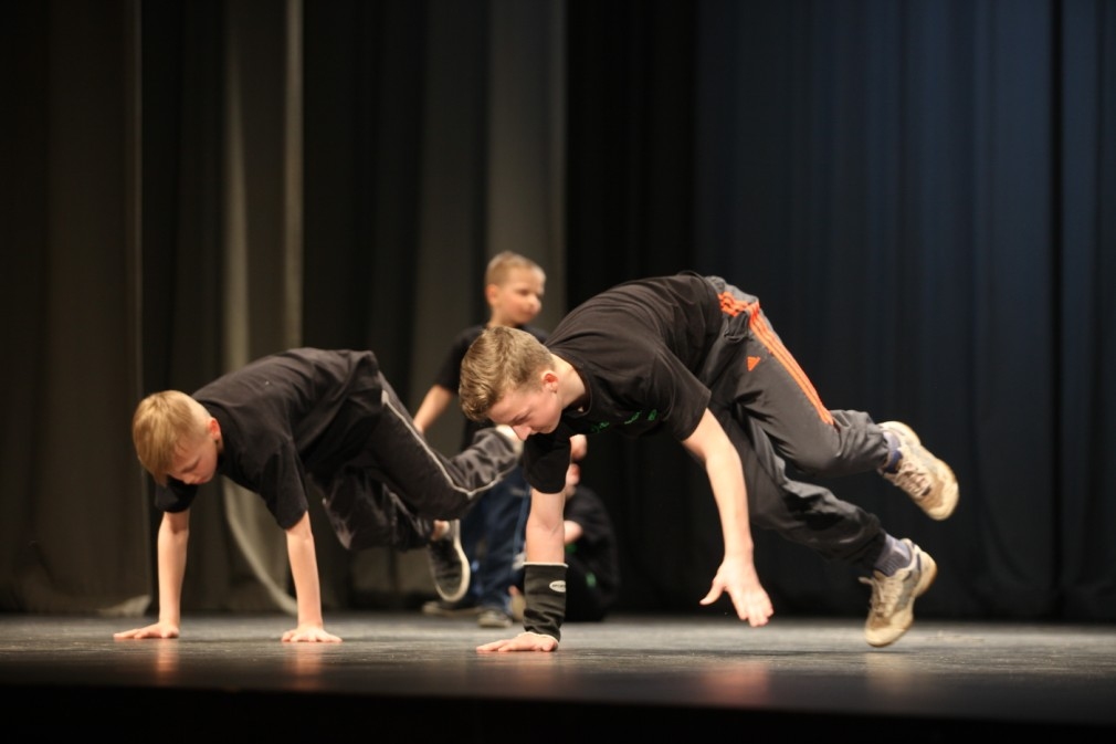 Vislielāko skatītāju balsojumu ieguva Kalnienas tautas nama bērnu breika grupa “B-boys” un tās vadītāja Marina Nagle.
Autors: Gatis Bogdanovs