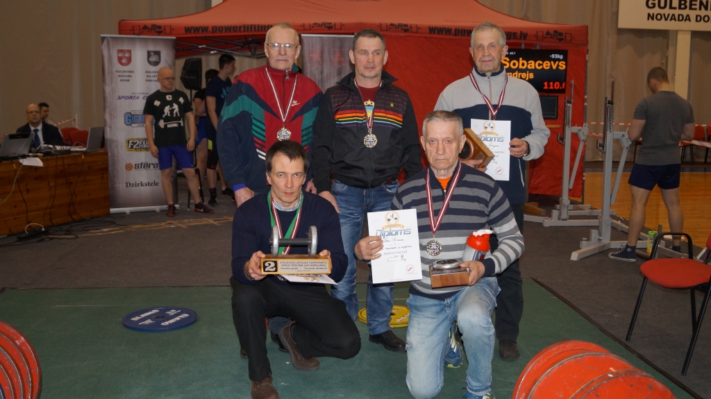 Senioru grupā komandu vērtējumā tika izcīnīta augstā 2.vieta. 
Autors: no personiskā arhīva