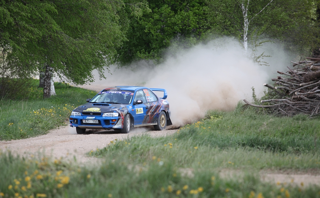 Sestdien Gulbenes apkārtnē notika minirallijs “Gulbis 2017”. Auto sporta cienītājiem bija iespēja vērot arī mūsu puses braucējus, starp kuriem arī Mareka Švarca-Švampāna/ Armanda Lūkina ekipāža. 
Autors: Gatis Bogdanovs