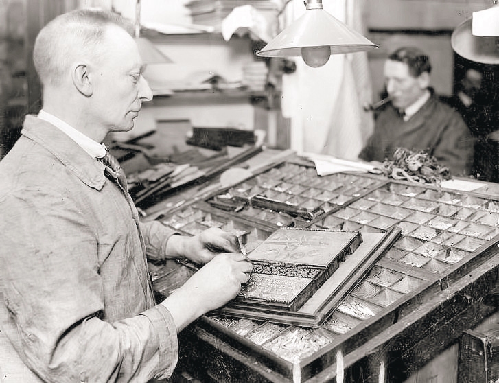 Līdz ar jauno tehnoloģiju ienākšanu izzudusi profesija – burtlicis.