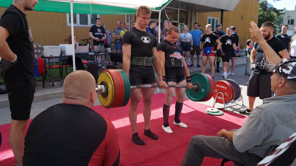 Pāru grupā svara kategorijā līdz 132 kilogramiem uzvarēja Andrejs Šilo un Dilans Kurepins. 
Autors: no personiskā arhīva