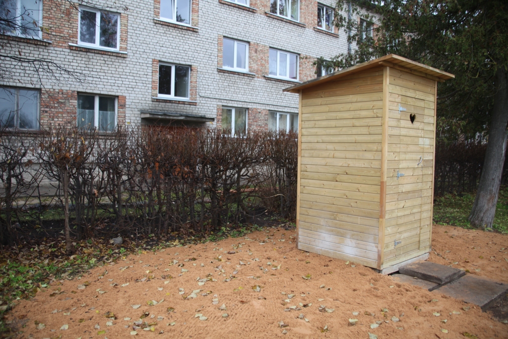 Par to, vai sirsniņmājiņu reģistrācija nodrošinās, ka neattīrīti notekūdeņi netiek novadīti vidē, iedzīvotāju domas dalās. 	
Autors: Ilustratīvs foto