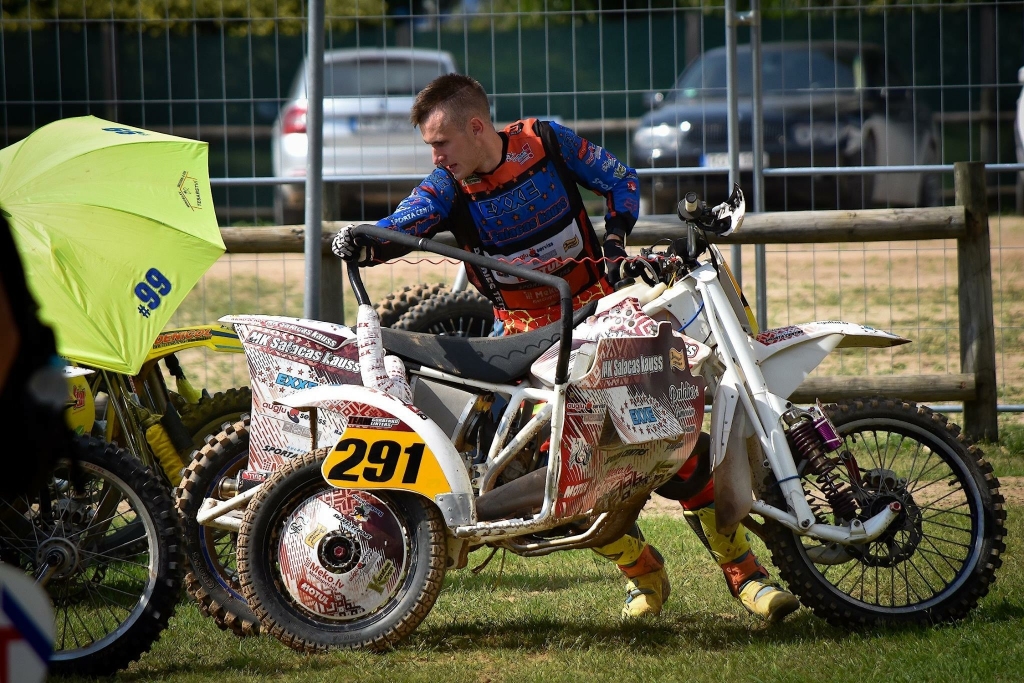 Sestdien A grupas kvalifikācijas braucienā D.Gorbenko/A.Linters izcīnīja 11.vietu. Svētdien finālbraucienos viņi stājās kā 21.ekipāža.
Autors: no personiskā arhīva