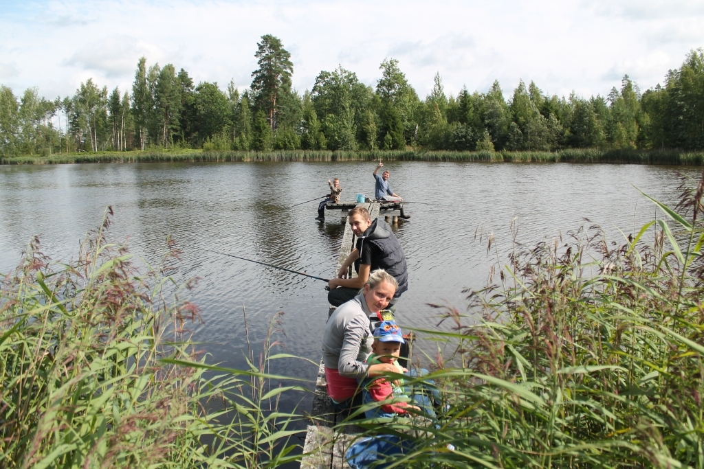 Makšķerēšana ir demokrātisks sporta veids, kas Druvienā piesaista plašu auditoriju. 
Autors: no personiska arhīva