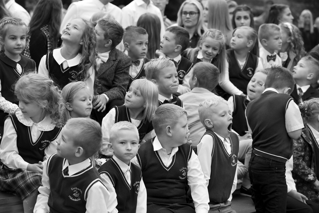 Skolas gaitas uzsākt tieši Gulbenes 2.vidusskolā ir izvēlējies viskuplākais skaits pirmklasnieku, bet joprojām saglabājas bēdīgā tendence, proti, skolēnu skaits, tostarp arī pirmklasnieku, turpina samazināties.    
Autors: Gatis Bogdanovs