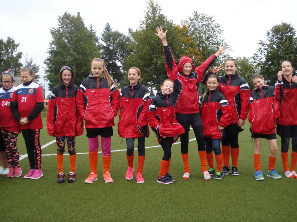 mūsu komanda atklāšanas parādē. 	
Autors: no personiskā arhīva