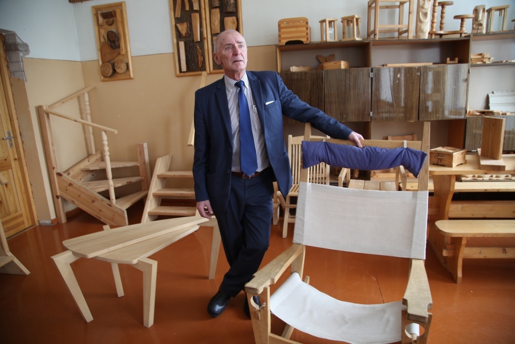 Valmieras tehnikuma Rankas struktūrvienības vadītājs Miķelis Kučinskis uzsver, ka šis mācību gads ienesīs izmaiņas profesionālajā izglītībā. Tiek īstenotas reformas, kurās iesaistās arī Rankas pedagogu un audzēkņu kolektīvs.
Autors: no Dzirksteles arhīva