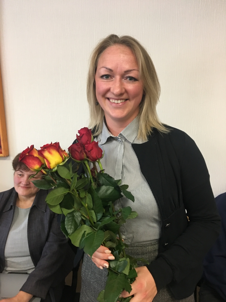 Atgriešanās savā skolā! Skolotāja no Stāmerienas Kristīne Slica, kura strādāja Tirzā, profesionāli ir atgriezusies savā pagastā jaunā statusā. 
Autors: Diāna Odumiņa