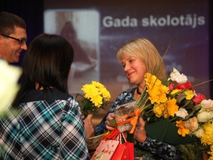 Autors: no Dzirksteles arhīva