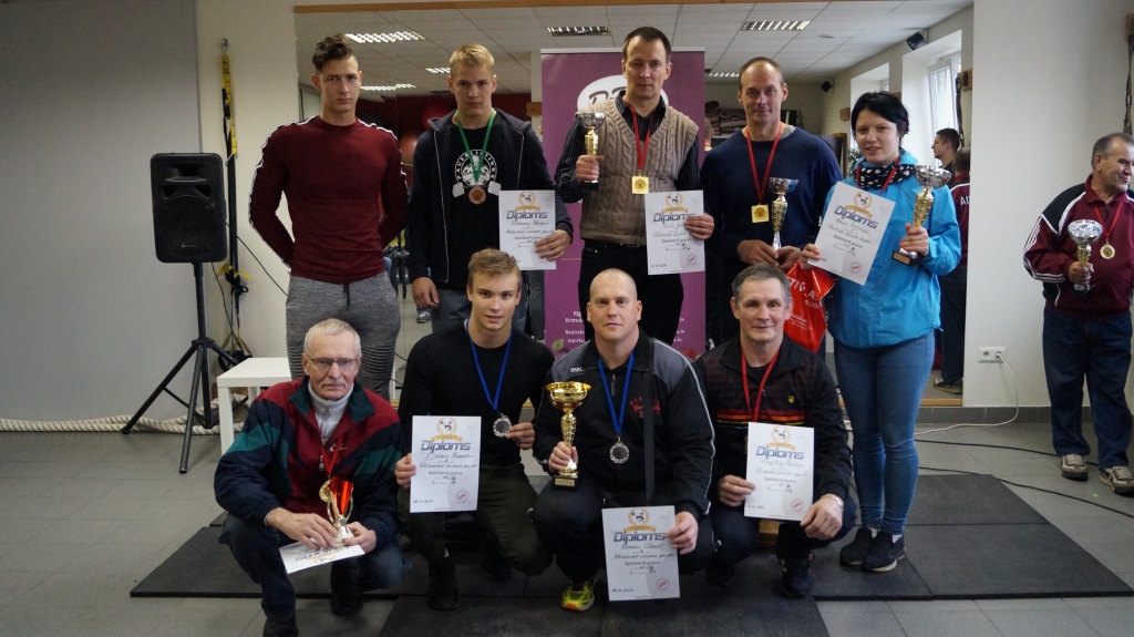 Komandas “Gulbenes K.S.P.” atlēti startēja ļoti labi. Ir atgriezušies vecie, kā arī ir pievienojušies jauni atlēti.
Autors: no personiskā arhīva