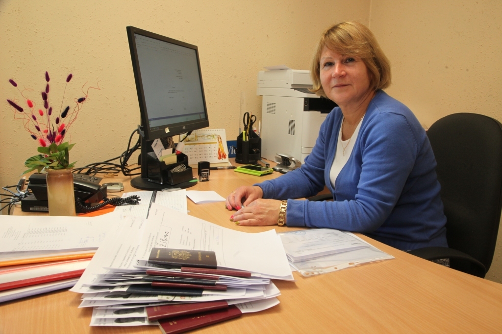 Pilsonības un migrācijas lietu pārvaldes Gulbenes nodaļas vadītāja Aija Cimdiņa.
Autors: no Dzirksteles arhīva