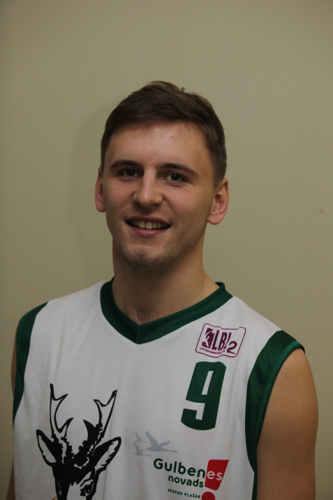 Nauris Rikveilis otrs rezultatīvākais “Bukos” spēlē pret “VEF skolu”.
Autors: Gatis Bogdanovs