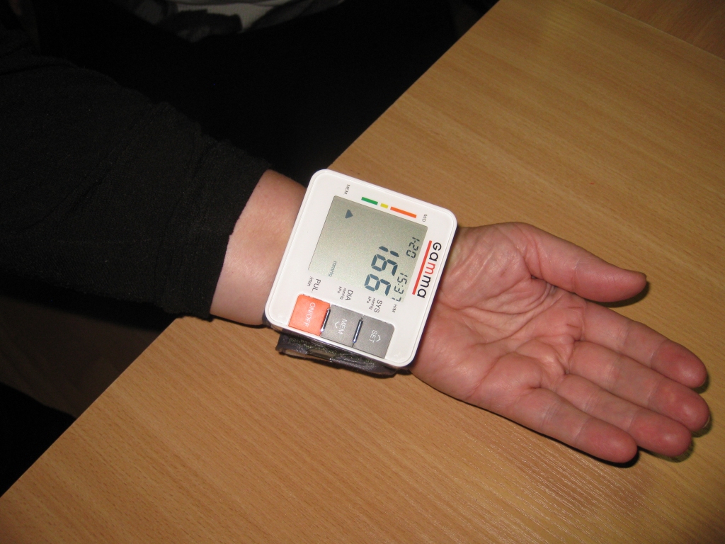 Gulbenes senioriem riņķadancis ar, viņuprāt, neprecīzo asinsspiediena mērītāju nav beidzies.  
Autors: Inita Savicka