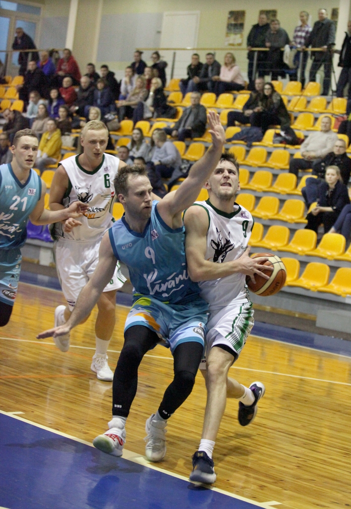 “Gulbenes Buki/BJSS” uzvarēja “Līvānu stiklu” un iekļuva starp labākajām 12 komandām LBL 2.
Autors: Gatis Bogdanovs