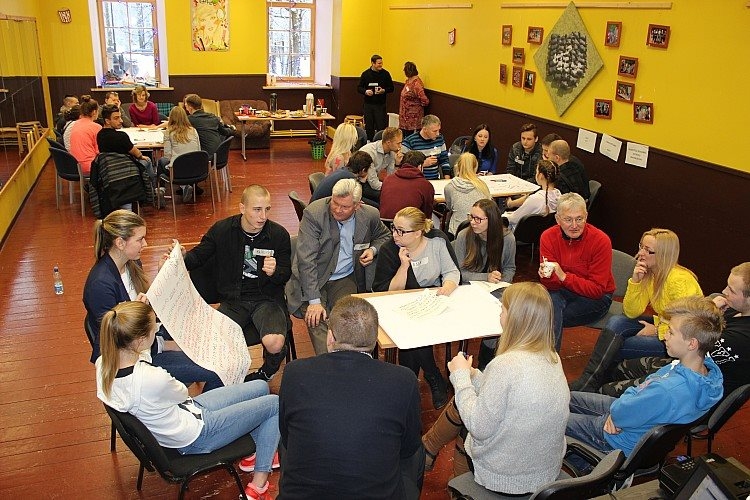 Autors: facebook.com