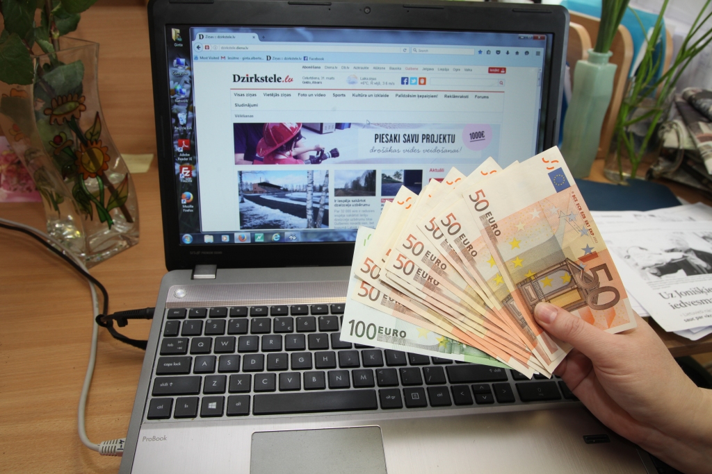 Autors: no “Dzirksteles” arhīva