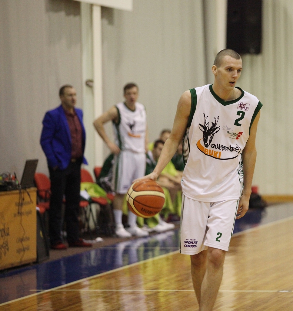 Starp rezultatīvākajiem “bukiem” spēlē pret RTU - Sandis Bēts, viņa kontā - 16 punkti, 6 atlēkušās bumbas un 2 pārtvertas bumbas. 
Autors: Gatis Bogdanovs