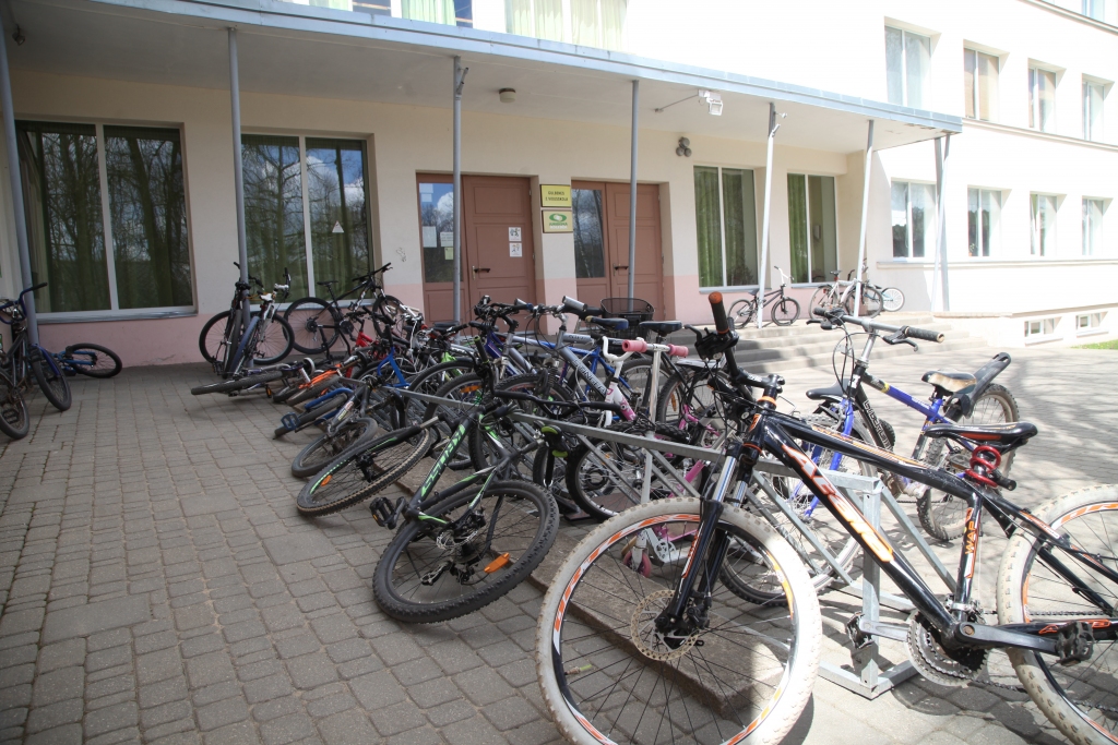 Autors: no Dzirksteles arhīva