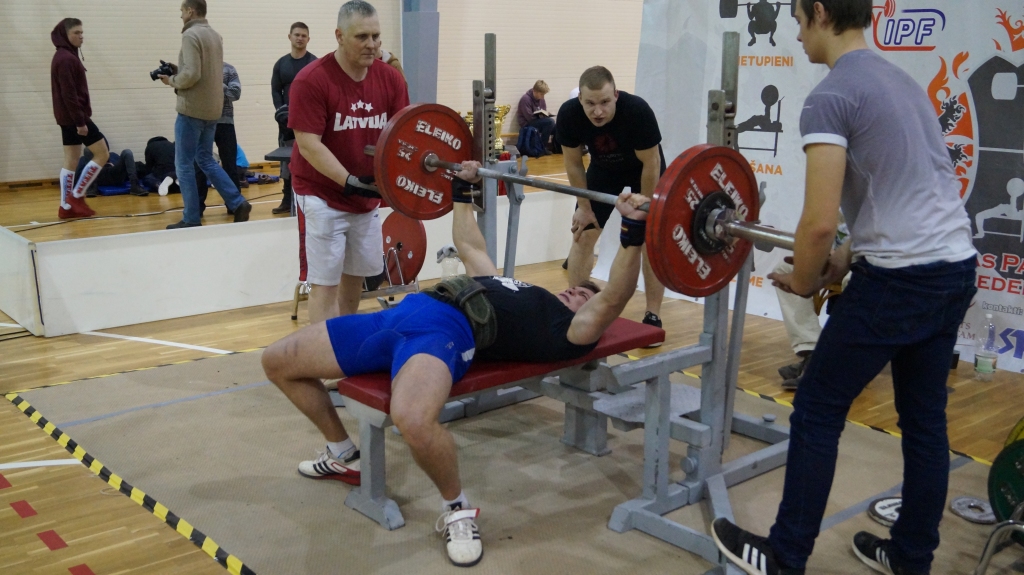 “Gulbenes K.S.P.” atlēts Dilans Kurepins uzrādīja vērā ņemamu sniegumu.  
Autors: no personiskā arhīva