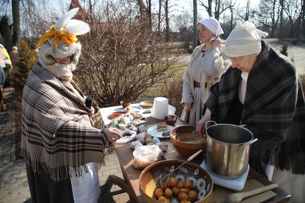 Skaisti Lieldienas Lizumā tika svinētas jau 2016.gadā. Arī šogad tur plānots rīkot Lieldienu pasākumu, uz kuru aicināti visi!  	
Autors: no Dzirksteles arhīva