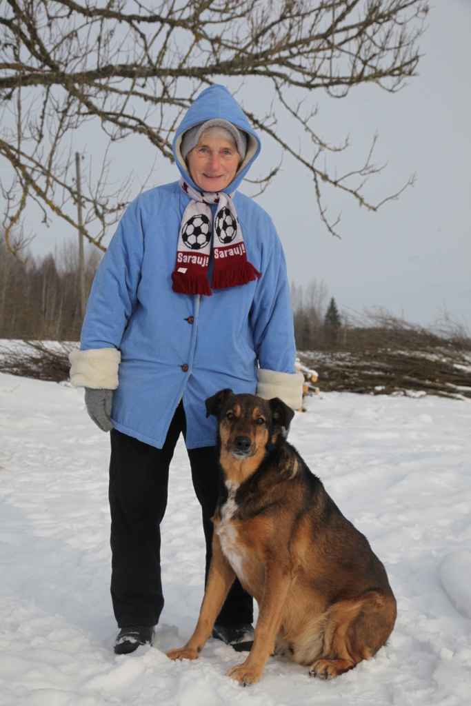 Annas Zīles mīlulis un uzticams sargs ir no patversmes atvestais suns Ludis.
Autors: Gatis Bogdanovs