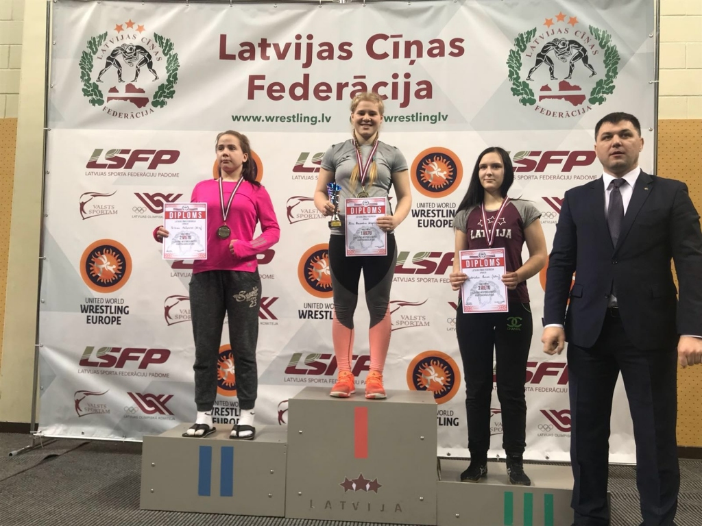 Alīna Antipova turpina sevi pierādīt kā brīvās cīņas sportiste. 	
Autors: no personiskā arhīva