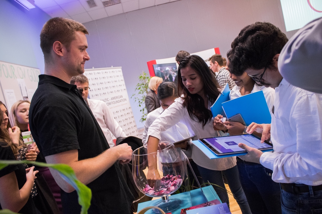 Autors: ilustratīvs