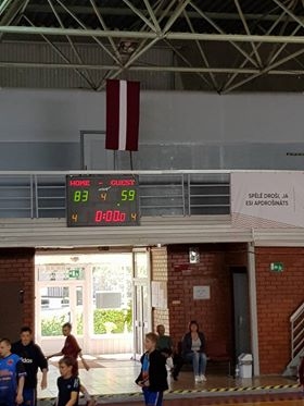 Autors: no personisk­a arhīva