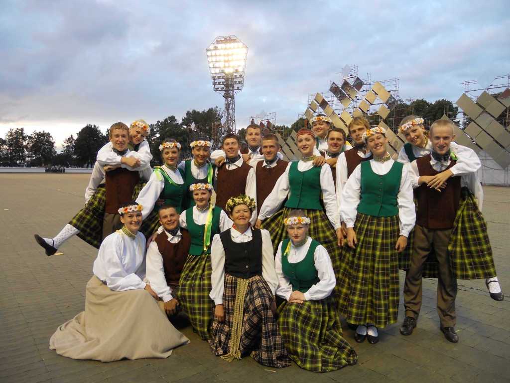 “Litenietis” iepriekšējos Dziesmu un deju svētkos Rīgā, tagad ar nepacietību tik gaidīti simtgades svētki šovasar. 
Autors: no personiskā albuma