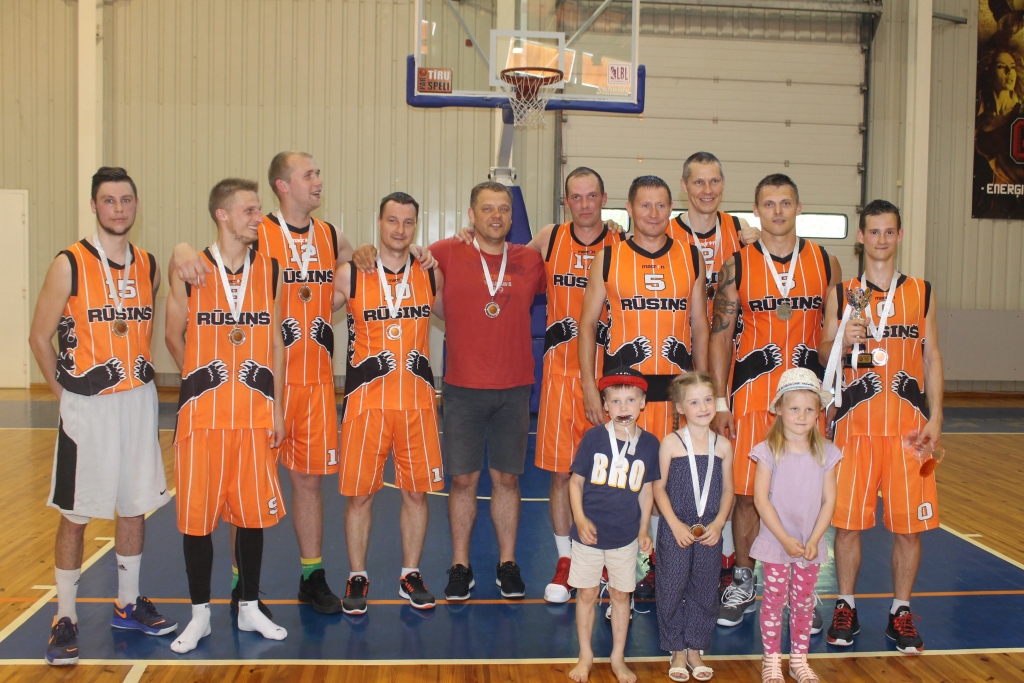 Otro vietu ieguva “Rūsiņa” komanda.	
Autors: no privātā arhīva