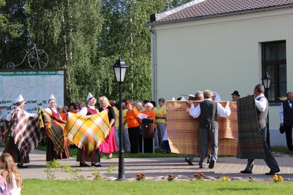 Autors: no Dzirksteles arhīva