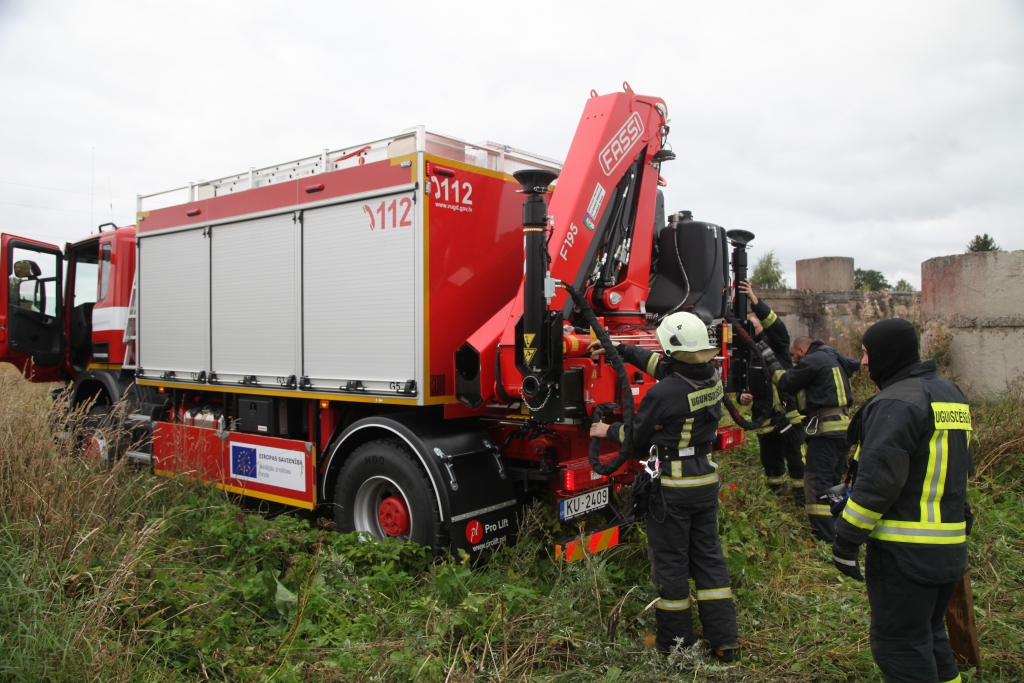 Autors: no “Dzirksteles” arhīva