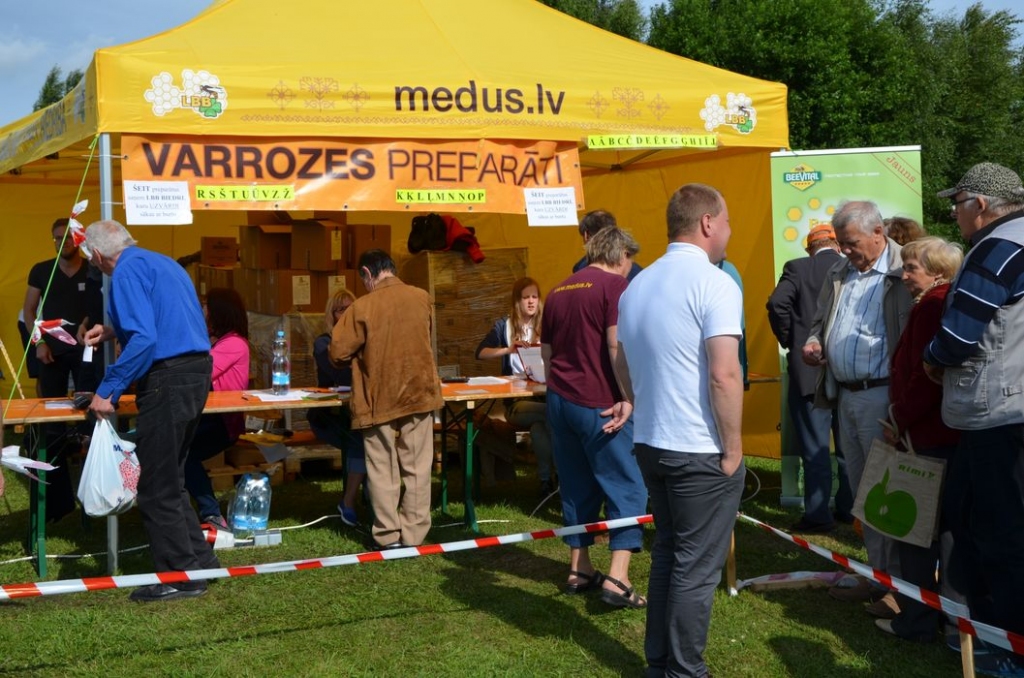 Autors: Latvijas biškopības biedrība